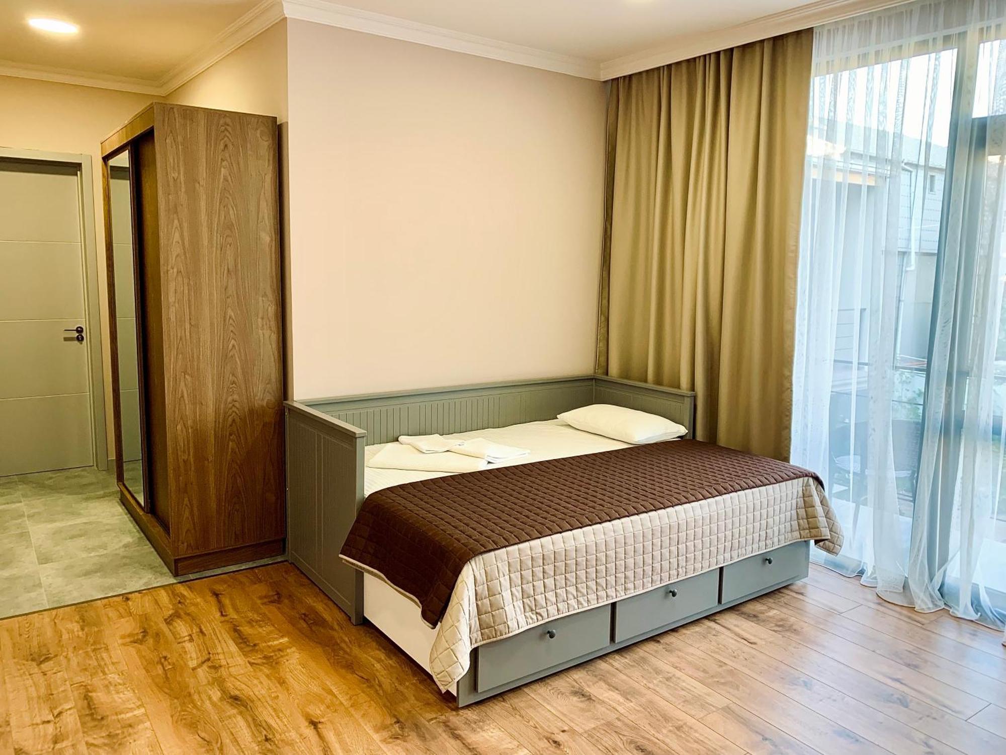 Guest House Smile Kobuleti Bagian luar foto