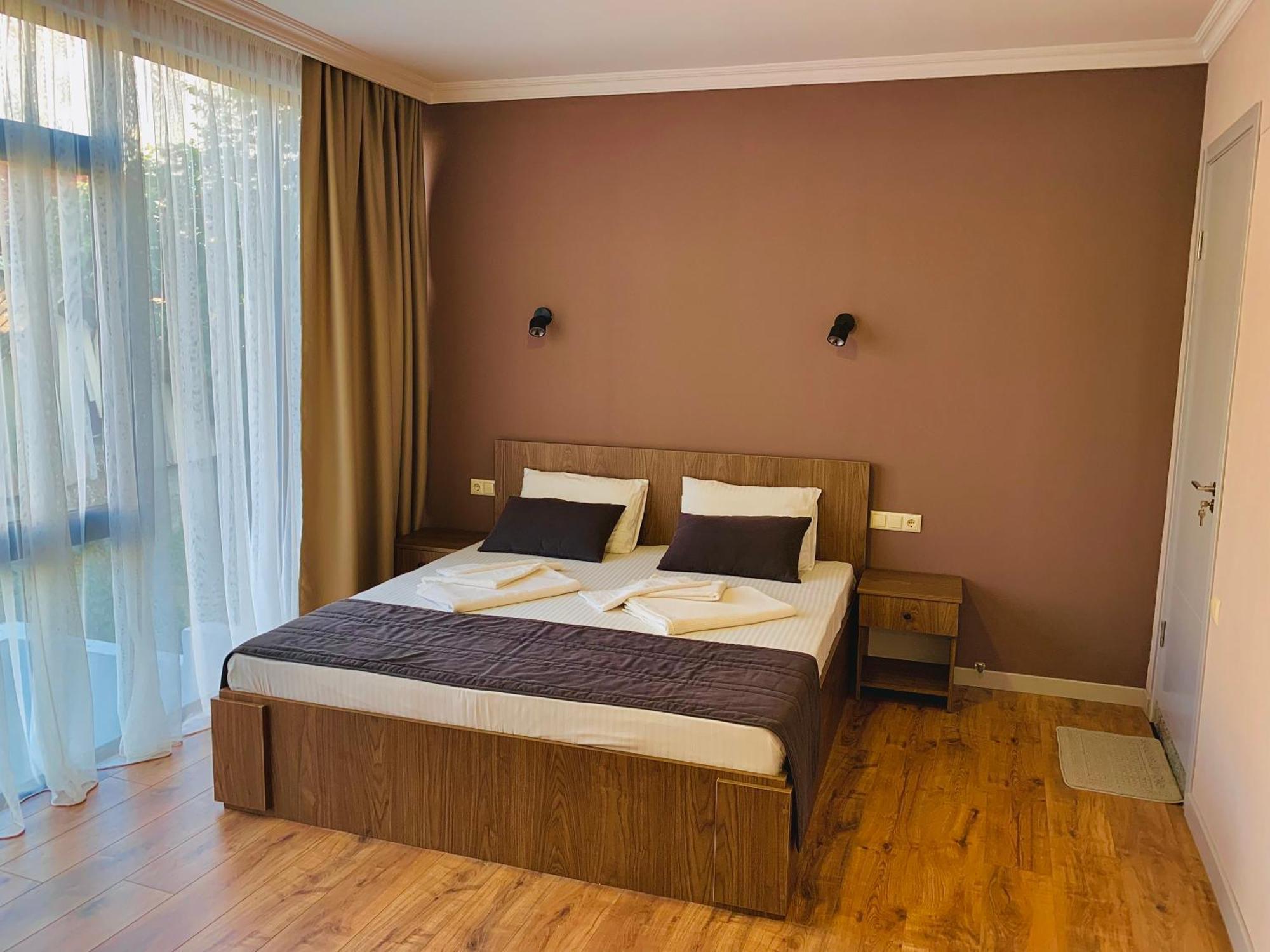 Guest House Smile Kobuleti Bagian luar foto