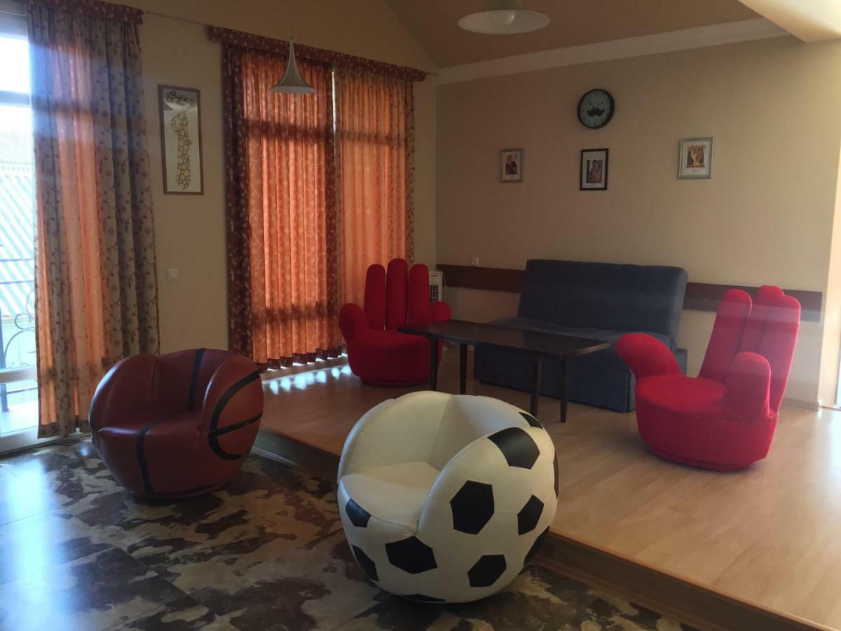 Guest House Smile Kobuleti Bagian luar foto