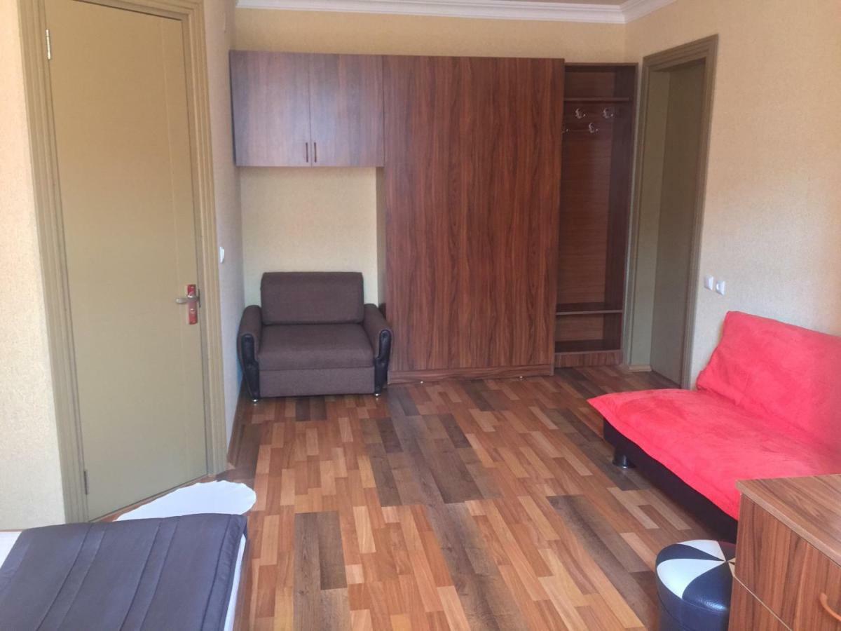 Guest House Smile Kobuleti Bagian luar foto